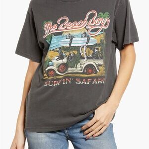 Daydreamer The Beach Boys Surfin’ Safari Graphic Tee Size Small